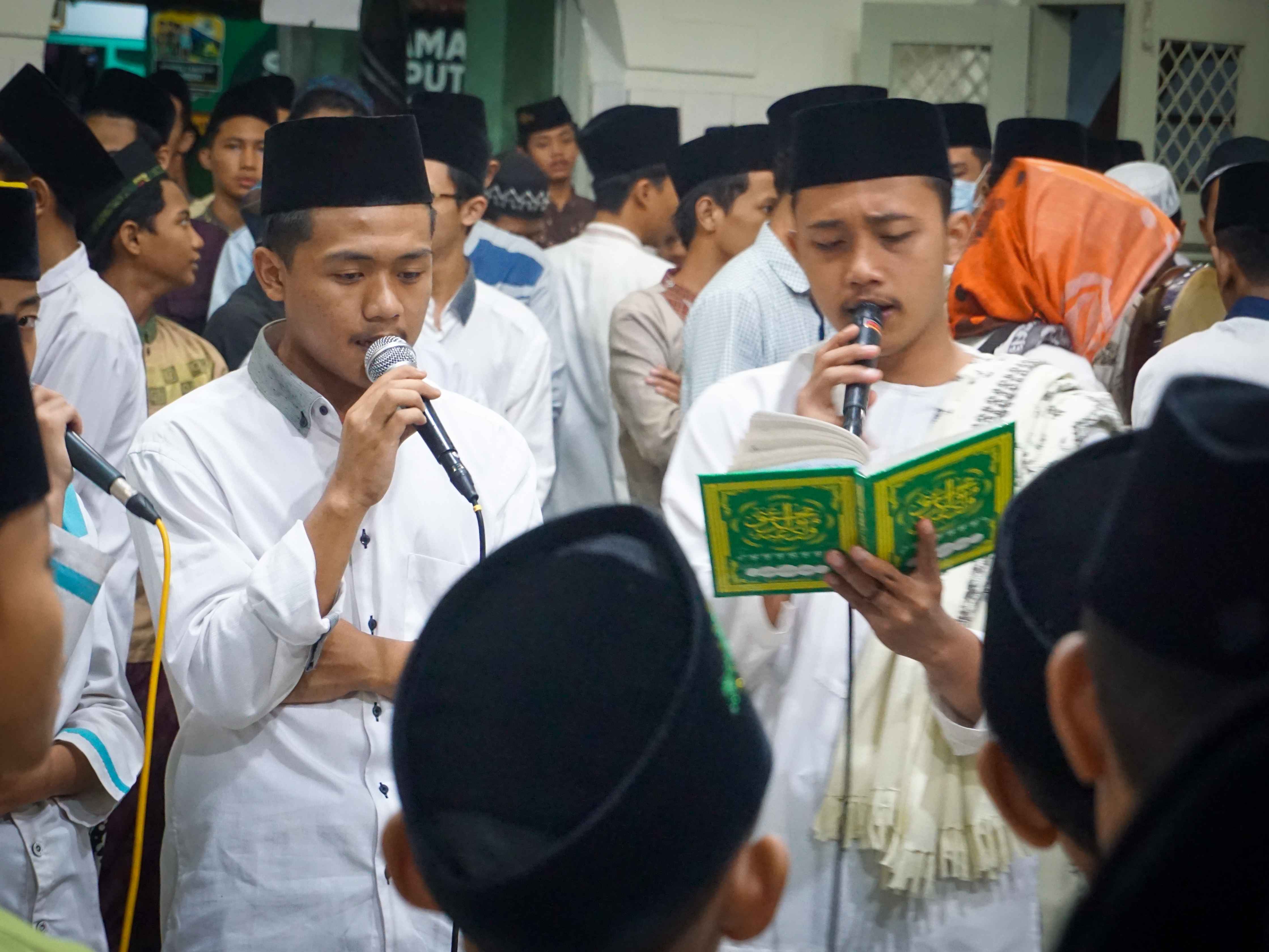 Syair Haflah Maulidiyah (Romo KH M. Djamaluddin Ahmad)